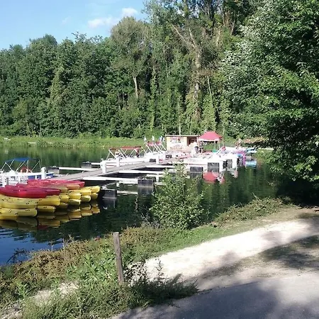 O Pied Dans L'o, Pieds Dans L'eau A Proximite Du Du Bourget / Aix Les Bains Villa